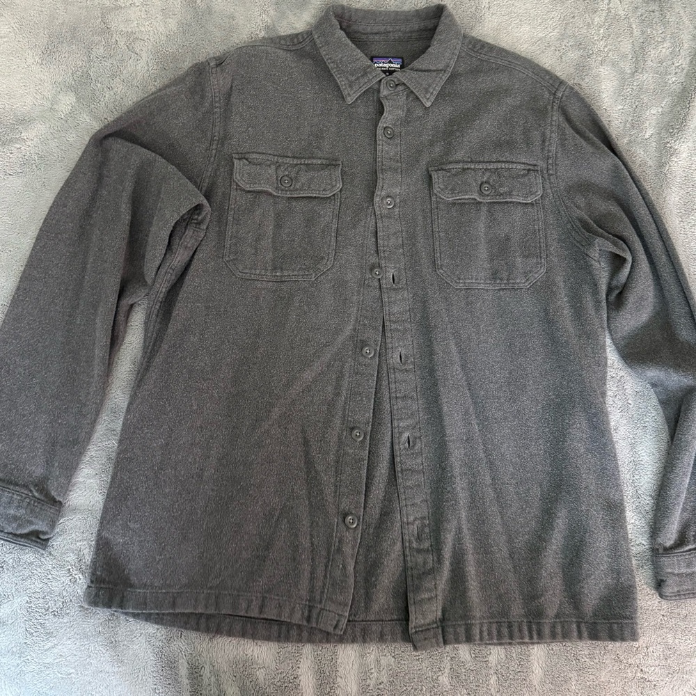 LIKE NEW Patagonia Organic Cotton Fjord Flannel - Men’s M